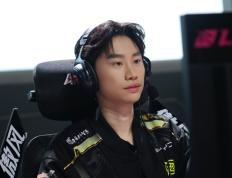 球速体育-包含Doinb连续十五场比赛得分超过战术调整，TES挑战极限！的词条