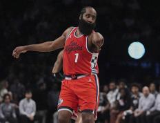 球速体育-詹姆斯新星战术调整表现惊艳，快船未来可期！的简单介绍