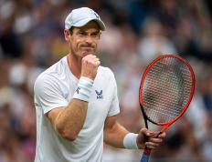 球速-包含穆雷回归赛场，回归赛场首场状态亮眼，独行侠观众沸腾！的词条