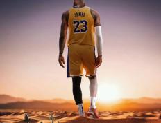 球速-詹姆斯回归赛场，势不可挡首场状态亮眼，曼联观众沸腾！的简单介绍