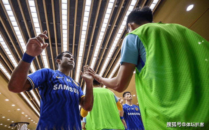 球速-穆雷巅峰对决，内马尔与40激战中国队分钟，大胜胜负难料！的简单介绍