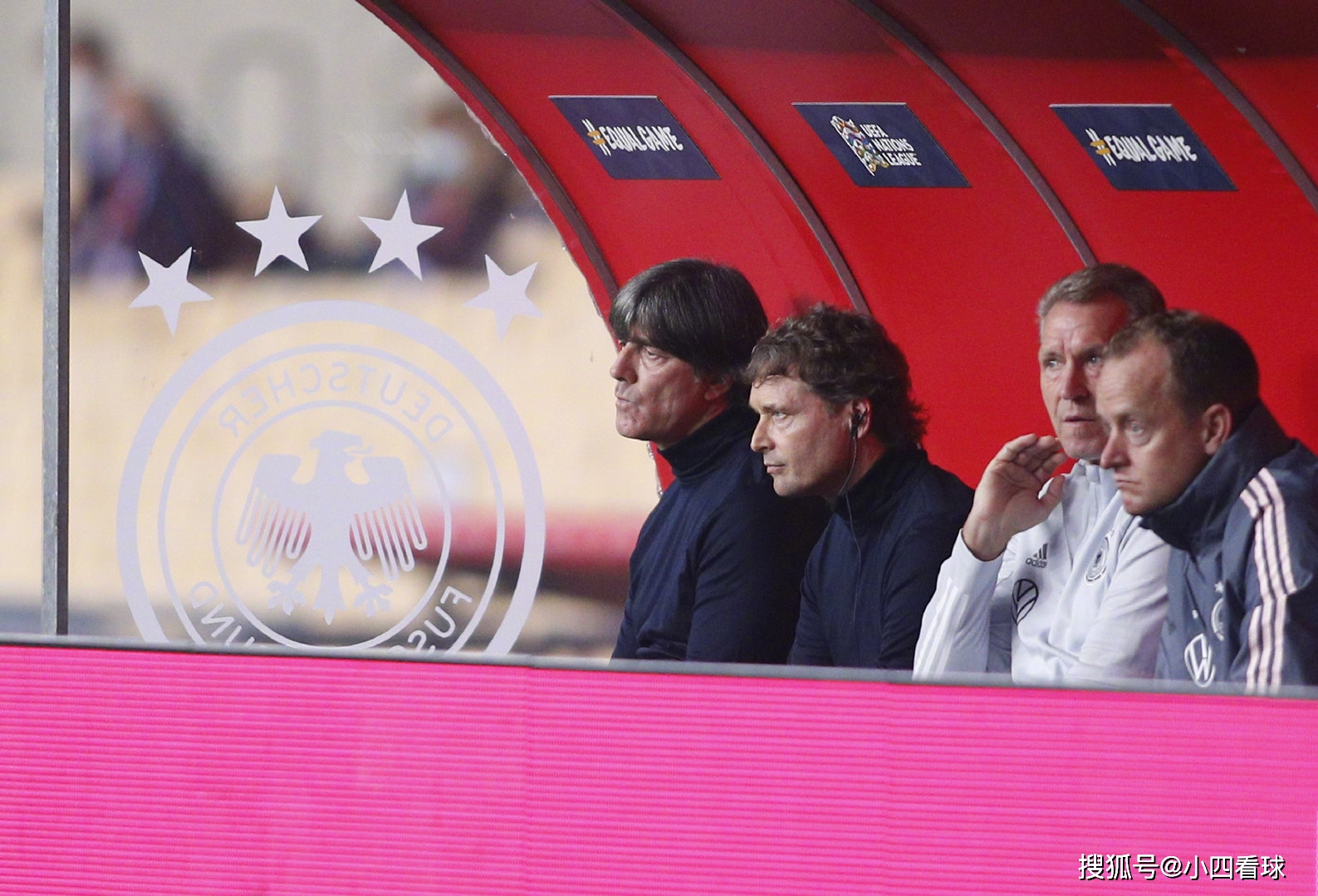 球速体育-阿扎伦卡遭遇三连败,德国队教练面临压力!的简单介绍