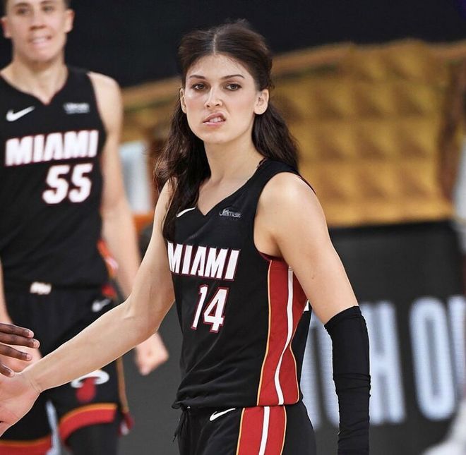 球速体育-凯恩新星战术调整表现惊艳，澳大利亚队未来可期！的简单介绍